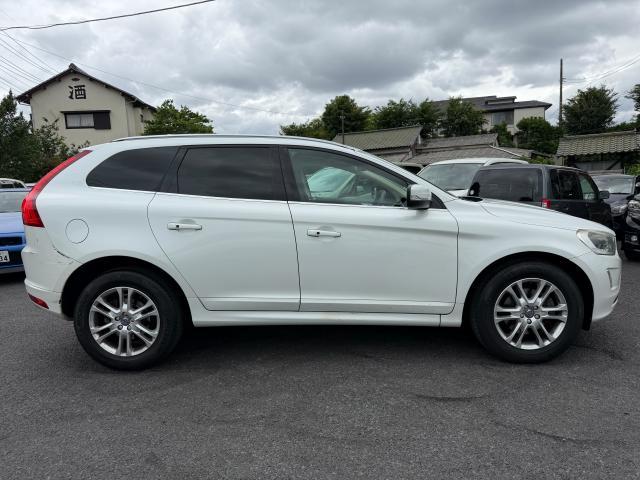 Volvo XC60 2015-12 7808641-3