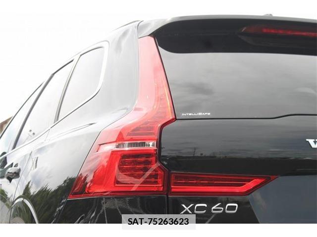 Volvo XC60 2018-01 7809525-16