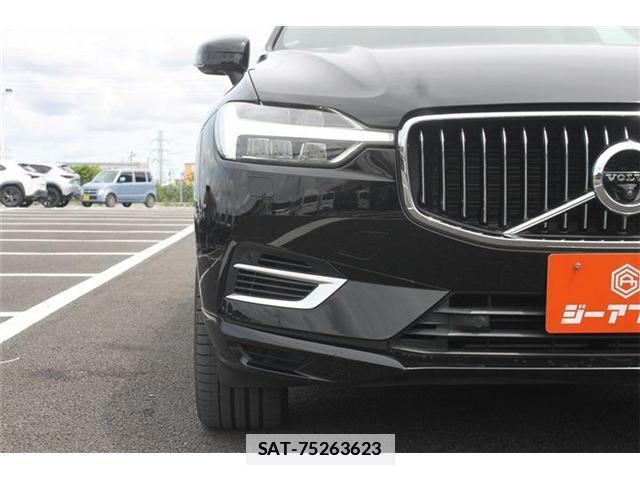 Volvo XC60 2018-01 7809525-8