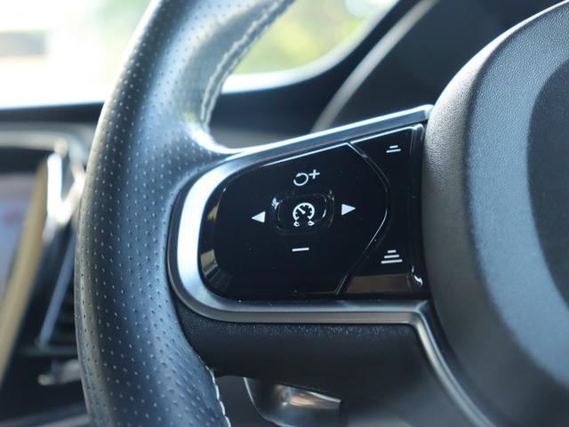 Volvo XC90 2016-02 7794488-13