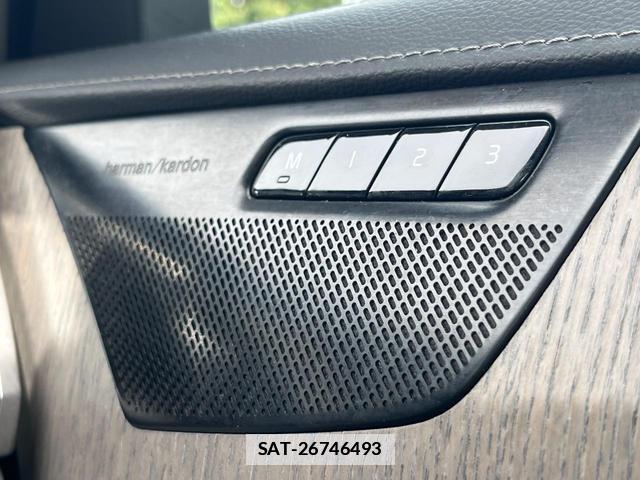 Volvo XC90 2022-07 7798767-9