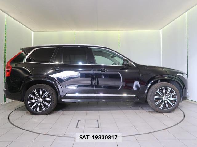 Volvo XC90 2023-06 7799319-17