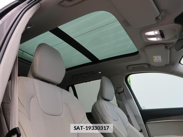 Volvo XC90 2023-06 7799319-4