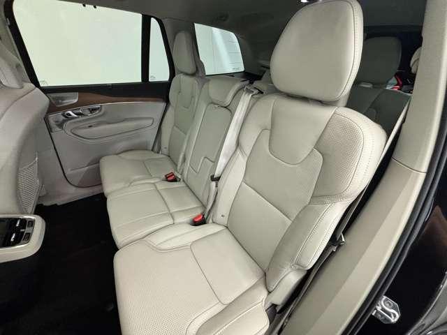 Volvo XC90 2018-06 7801962-1
