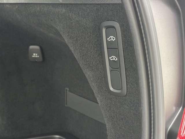 Volvo XC90 2018-06 7801962-13
