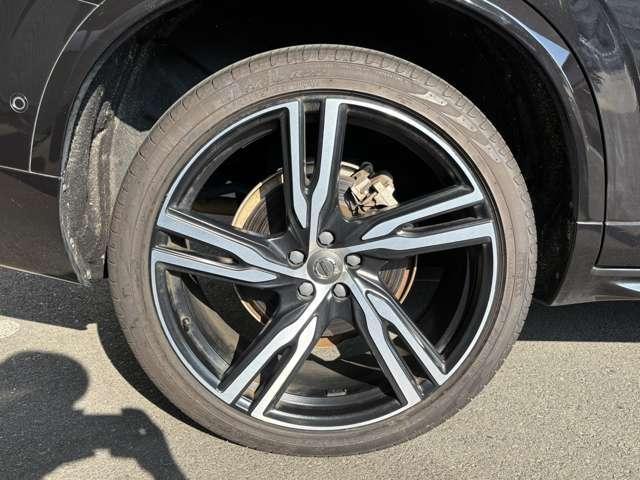 Volvo XC90 2017-10 7804074-13