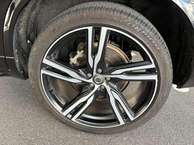 Volvo XC90 2017-10 7804074-16