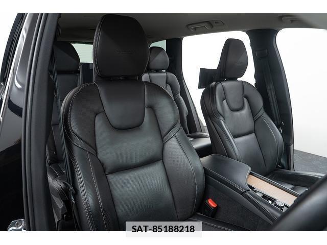 Volvo XC90 2019-06 7807062-3