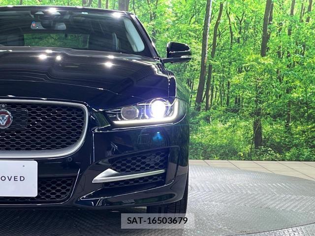 Jaguar XE 2016-01 7799000-15