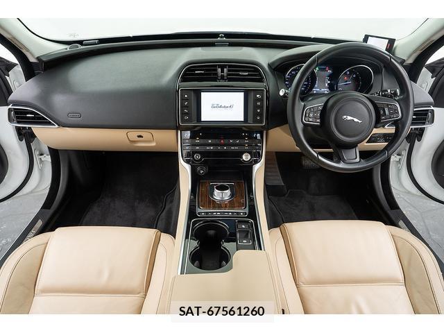 Jaguar XE 2016-05 7807071-2