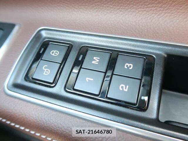 Jaguar XF 2017-03 7799087-9