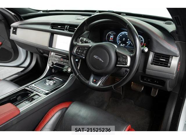Jaguar XF 2016-03 7807050-10