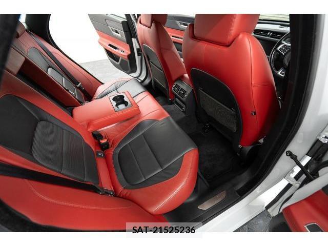 Jaguar XF 2016-03 7807050-13