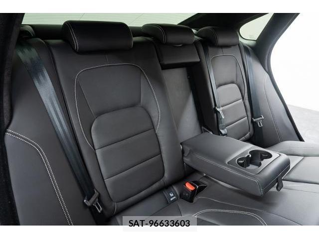 Jaguar XF 2021-05 7807072-14