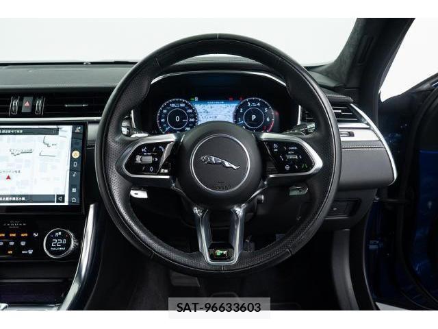 Jaguar XF 2021-05 7807072-18