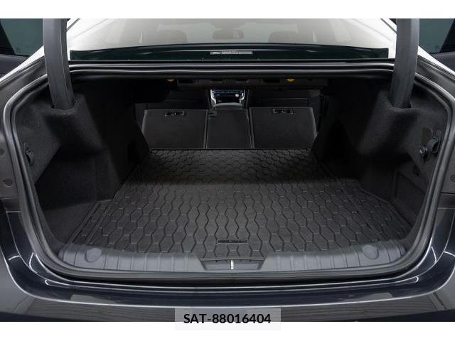Jaguar XF 2016-09 7807075-15