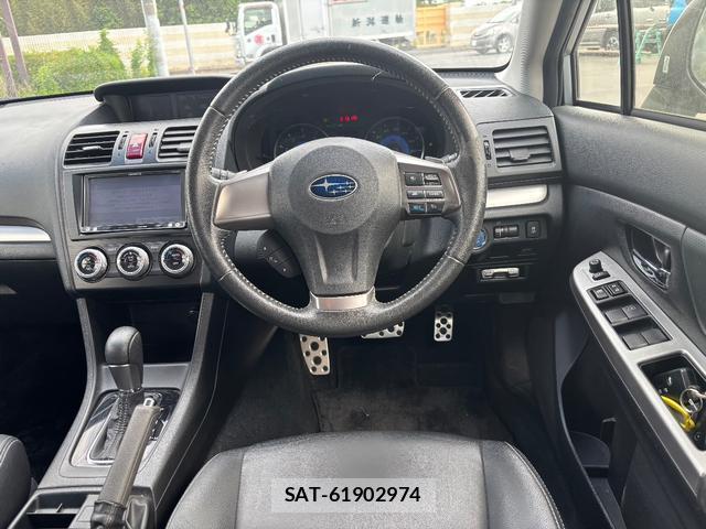 Subaru XV HYBRID 2013-11 7798548-18