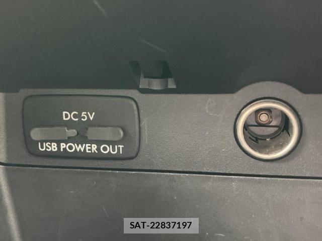 Subaru XV 2015-07 7793010-16