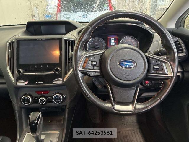 Subaru XV 2017-08 7793793-2