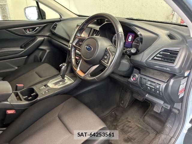 Subaru XV 2017-08 7793793-3