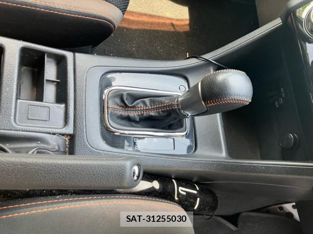 Subaru XV 2015-09 7794593-18