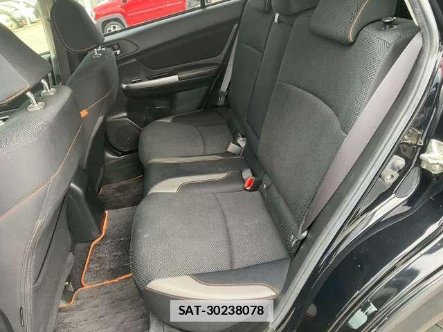 Subaru XV 2016-09 7795855-17