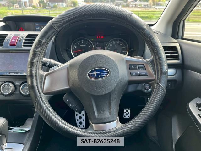 Subaru XV 2013-12 7797189-17