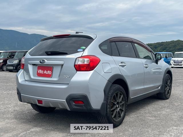 Subaru XV 2013-08 7797251-12