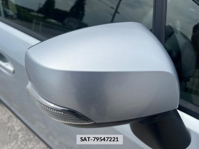 Subaru XV 2013-08 7797251-14