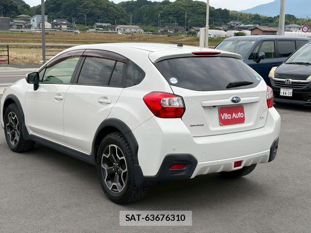 Subaru XV 2015-03 7797255-4