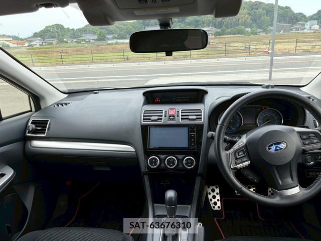 Subaru XV 2015-03 7797255-7