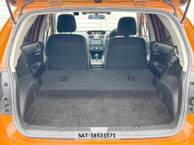 Subaru XV 2015-06 7798200-11