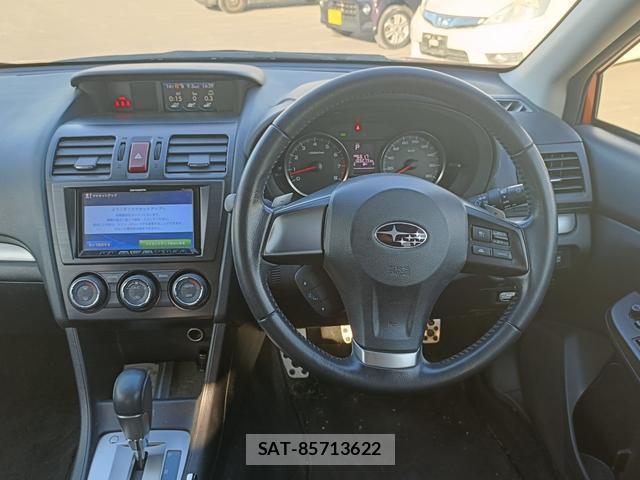 Subaru XV 2013-04 7798515-18