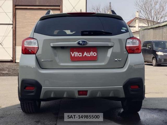 Subaru XV 2013-02 7798609-10