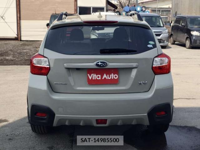 Subaru XV 2013-02 7798609-3