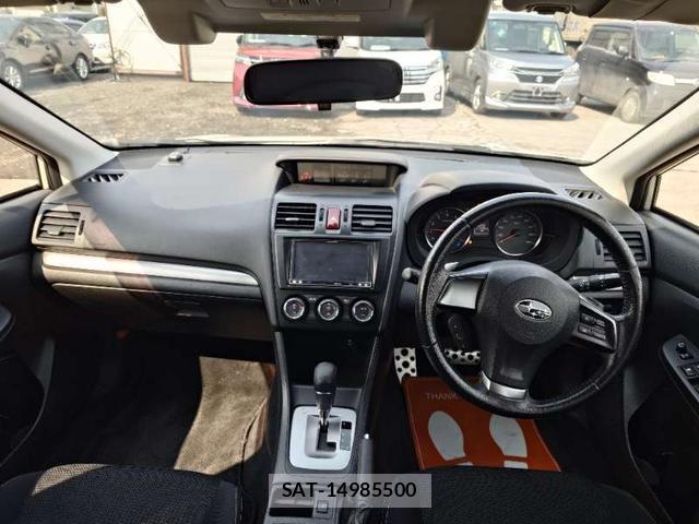 Subaru XV 2013-02 7798609-7