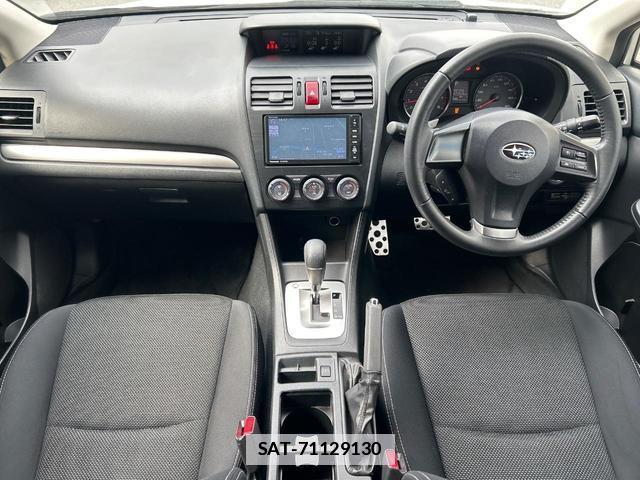 Subaru XV 2013-08 7798935-1