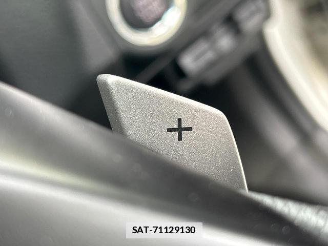 Subaru XV 2013-08 7798935-12