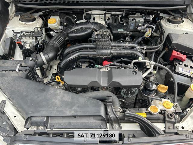 Subaru XV 2013-08 7798935-17