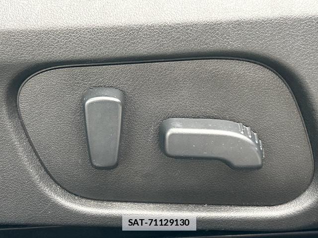 Subaru XV 2013-08 7798935-8