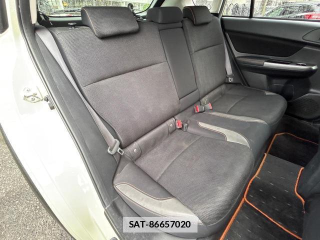 Subaru XV 2016-09 7798938-10