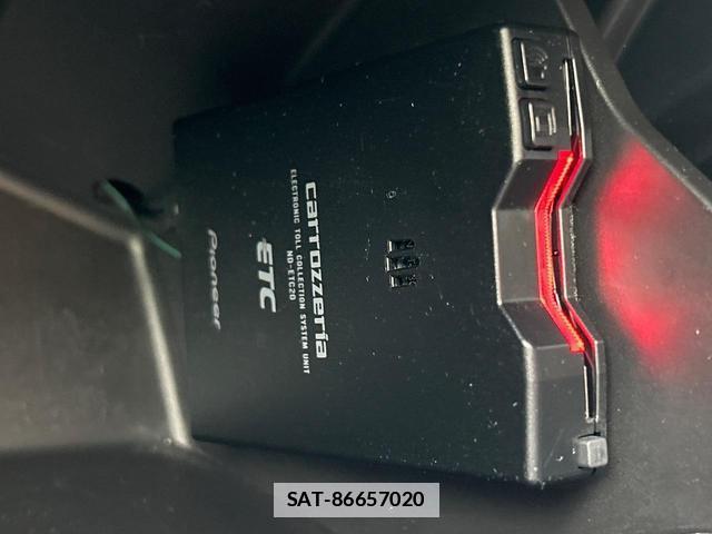 Subaru XV 2016-09 7798938-9