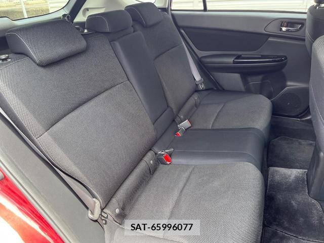 Subaru XV 2014-03 7799180-10