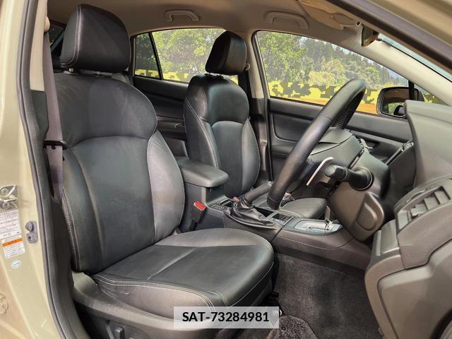 Subaru XV 2013-05 7799666-9