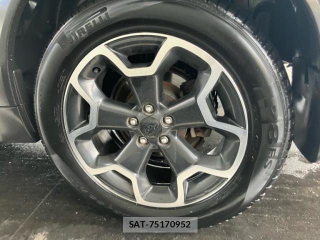 Subaru XV 2012-09 7799724-19