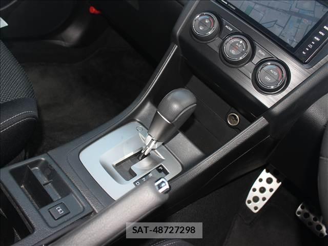 Subaru XV 2014-09 7799947-12