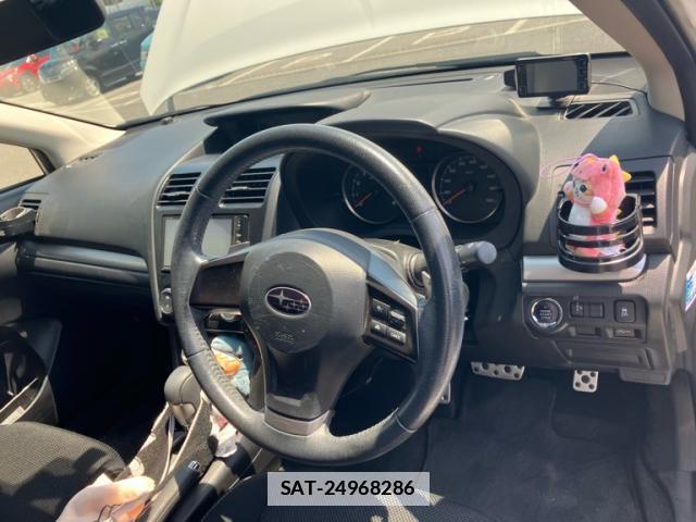 Subaru XV 2013-07 7799978-9
