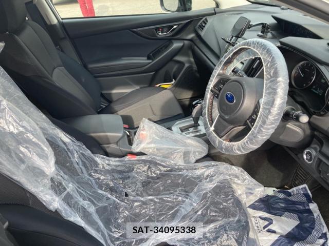 Subaru XV 2017-09 7799995-10