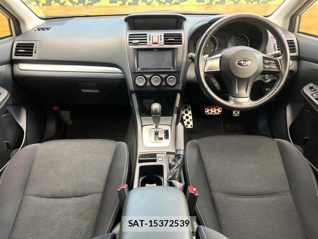 Subaru XV 2013-02 7801289-1