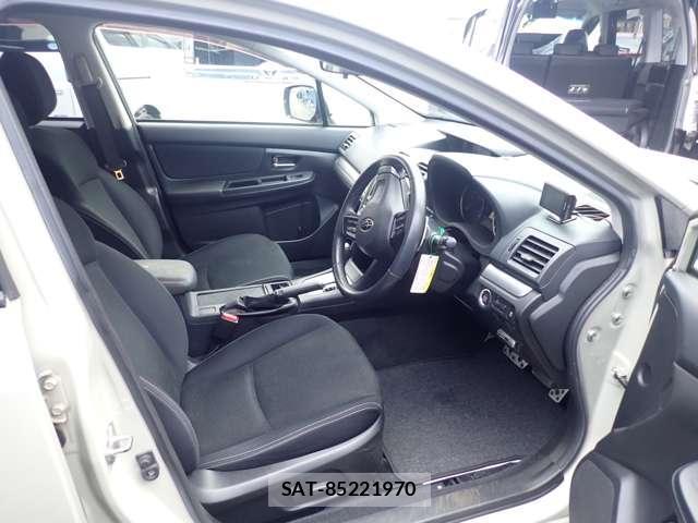 Subaru XV 2013-02 7801804-2